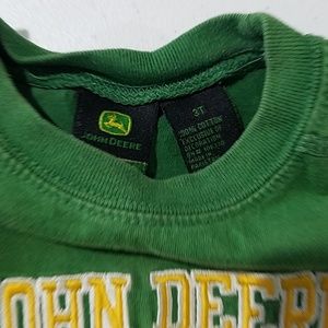 John Deere Shirts & Tops - John Deere Green Tractor 3T boys short sleeve John Deere Shirts & Tops - John Deere Green Tractor 3T boys short sleeve